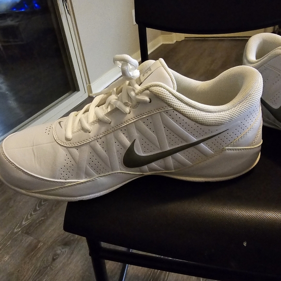 Nike Air Ring Leader Leather White Casual Sneakers 488102-102 Men Sz 9.5 - Picture 9 of 9